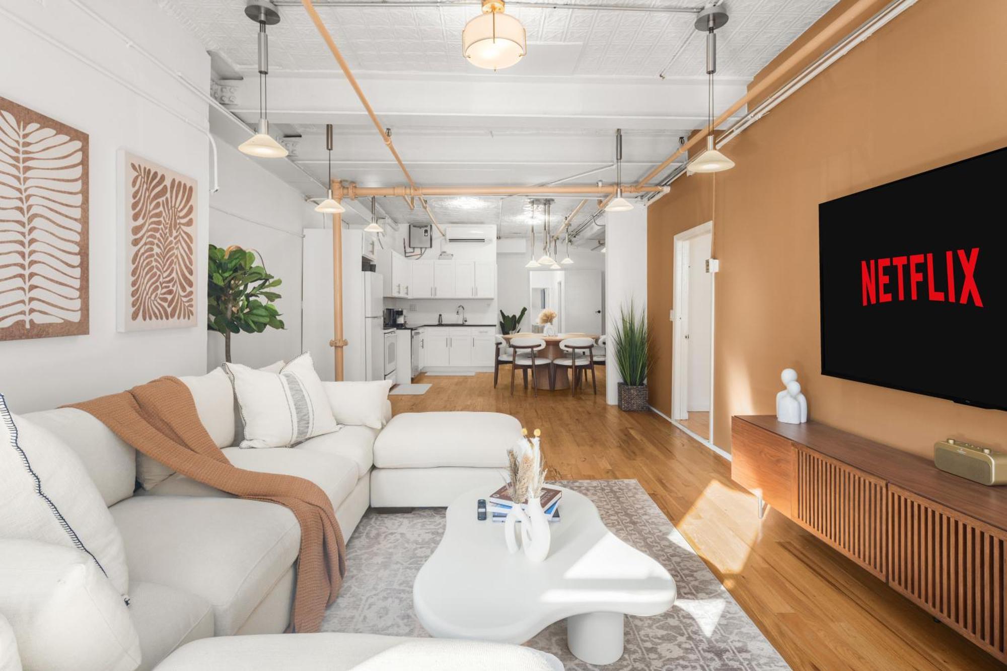 Stylish And Spacious 3 Bdr Unit In Dumbo Nyc * New York